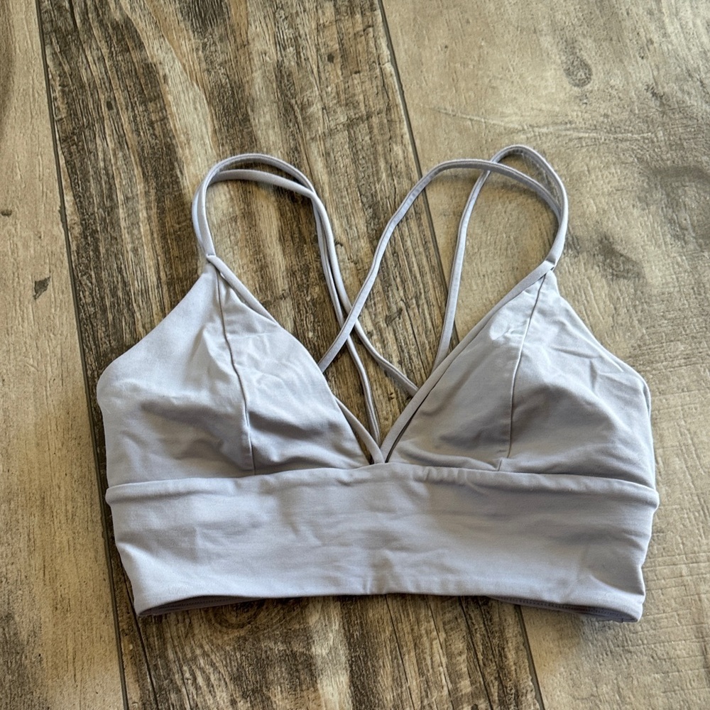 Lululemon pushing limits strappy bra